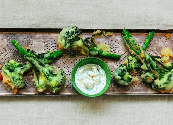 Ginger beer-battered broccoli tempura with minted mango yogurt dipping sauce