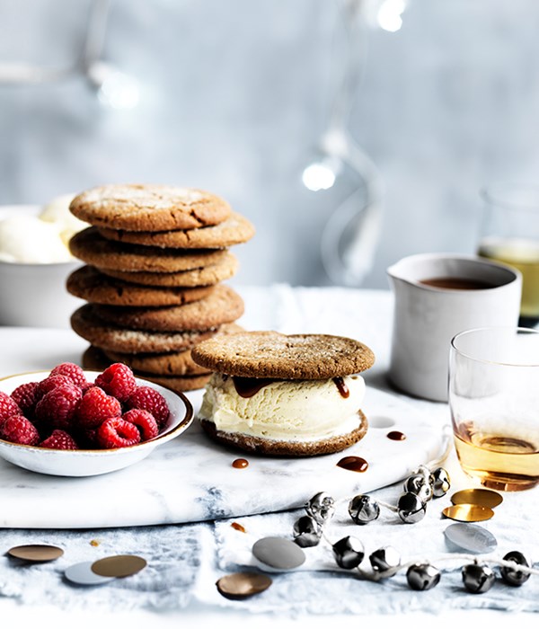Ginger biscuit ice-cream sandwiches with whisky caramel