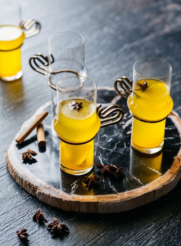 Ginger, bourbon and apple cider hot toddy
