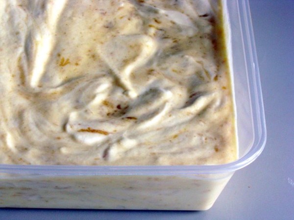Ginger crunch ice cream