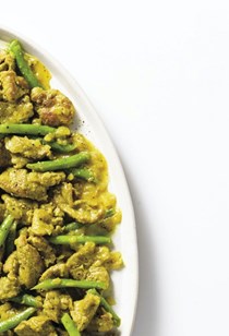 Ginger-curry pork with green beans