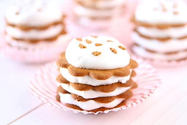 Ginger icebox cupcakes