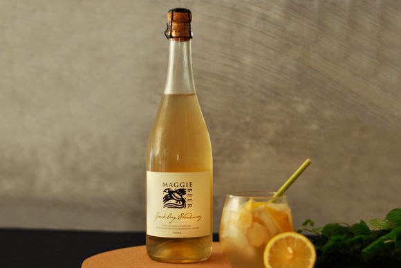 Ginger, lemon and sparkling Chardonnay mocktail