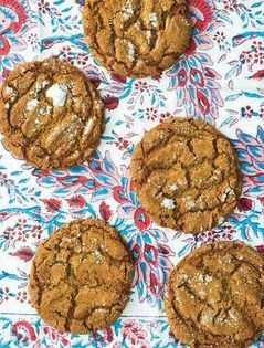 Ginger molasses cookies