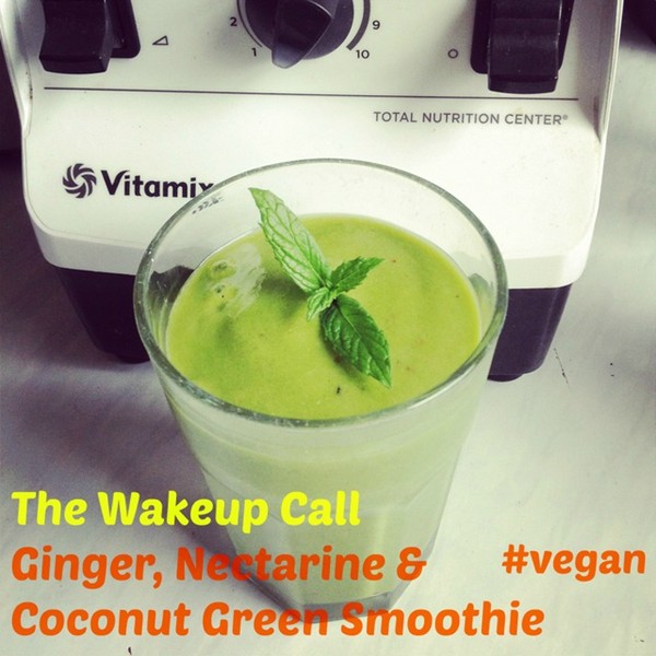 Ginger, nectarine & coconut green smoothie