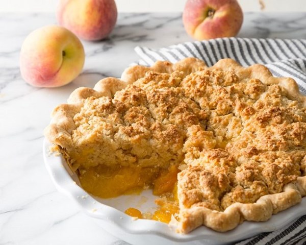 Ginger peach biscuit pie