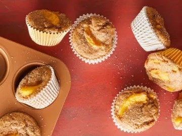 Ginger-peach muffins