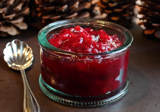 Ginger pear cranberry sauce