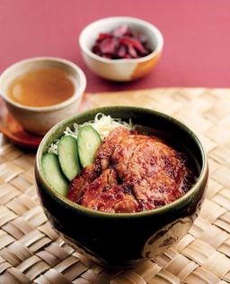 Ginger pork don (Buta no shougayaki don)