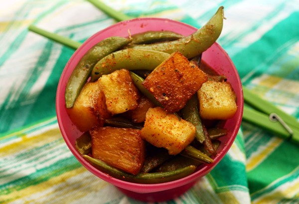 Ginger roasted sugar snap peas and pineapple