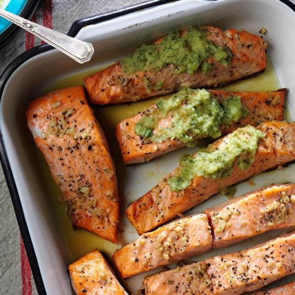 Ginger salmon with cucumber lime sauce