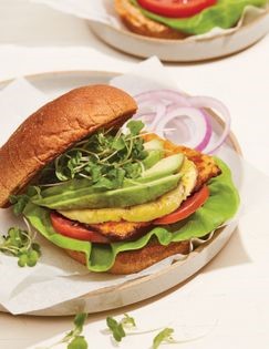 Ginger-soy tempeh burgers with pineapple