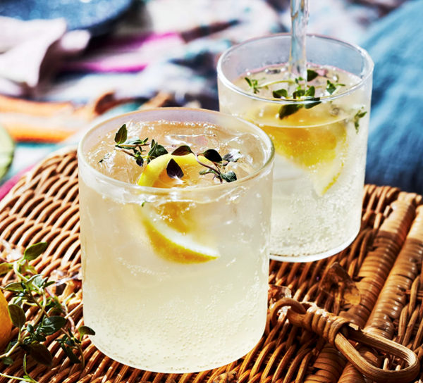 Ginger-thyme sparkling lemonade