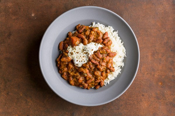 Ginger-tomato curried red beans (Rajma)