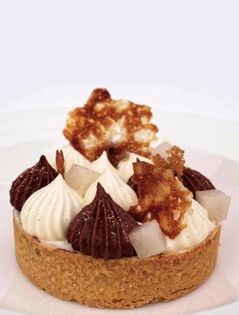 Ginger, walnut & pear tart