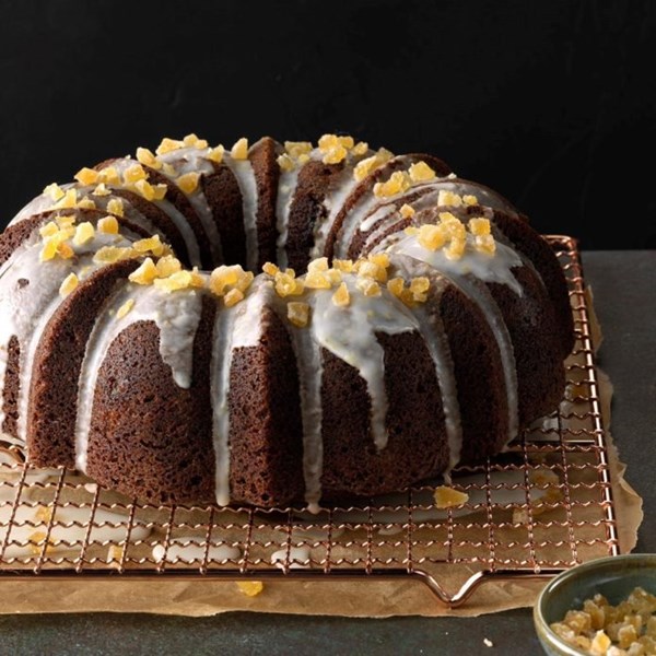 Ginger-walnut bundt cake