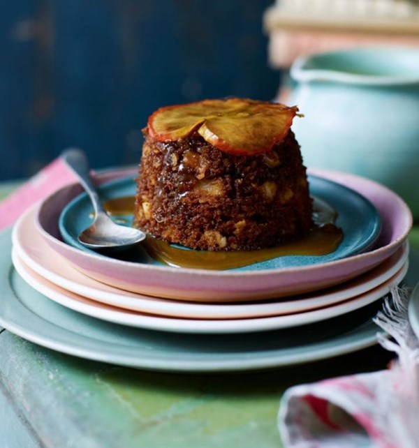 Gingerbread, apple and almond steamed puddings