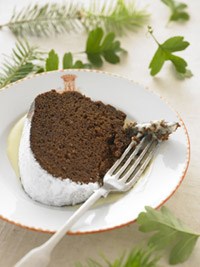 Gingerbread bundt cake with crème Anglaise