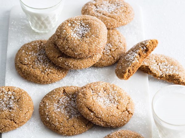 Gingerbread chai cookies