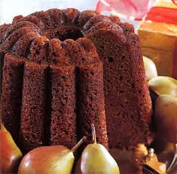 Gingerbread Christmas pudding with orange hard sauce