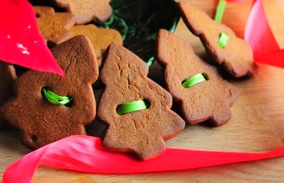 Gingerbread cookie garland