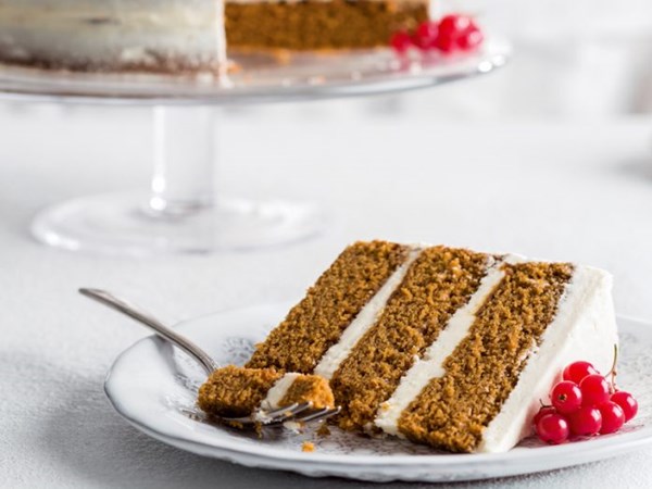 Gingerbread layer cake with rum frosting