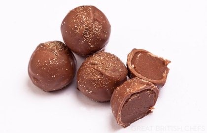 Gingerbread-spiced ganache