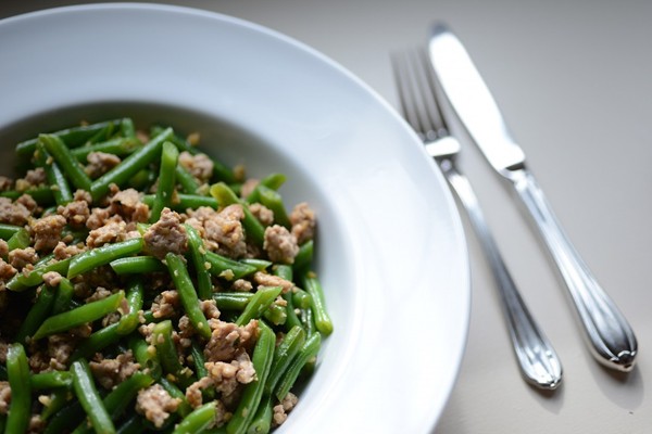 Gingered green beans with ground pork