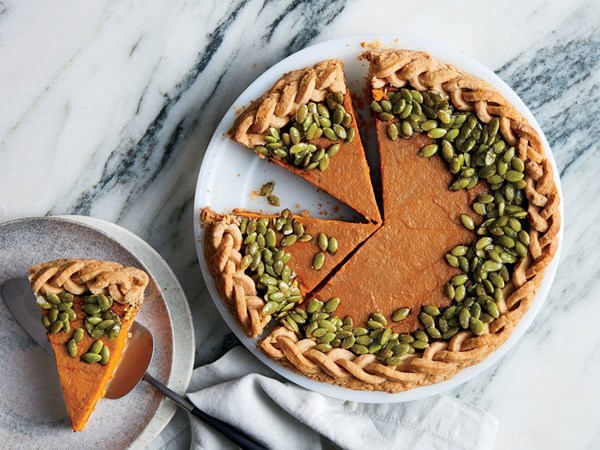 Gingered pumpkin pie with candied pepitas
