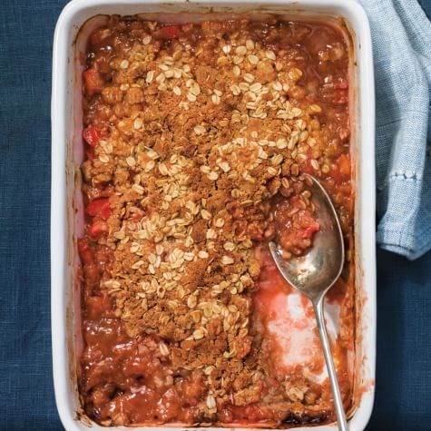 Gingered rhubarb crisp