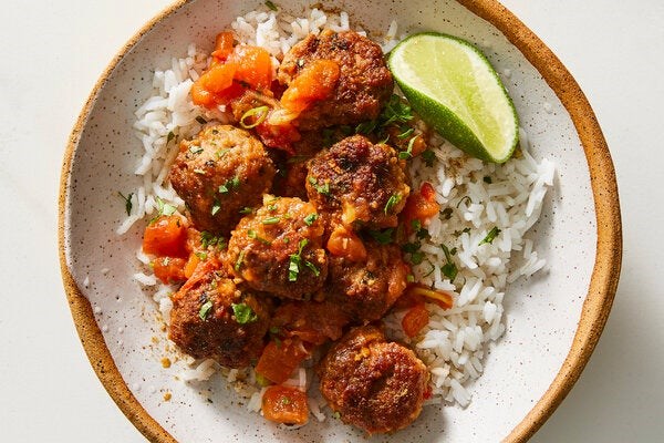 Gingery meatballs in tomato sauce