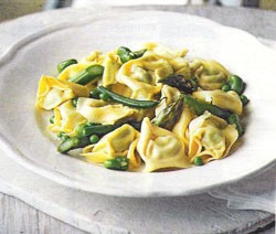 Giovanni Rana fresh ricotta & tender spinach tortelloni primavera