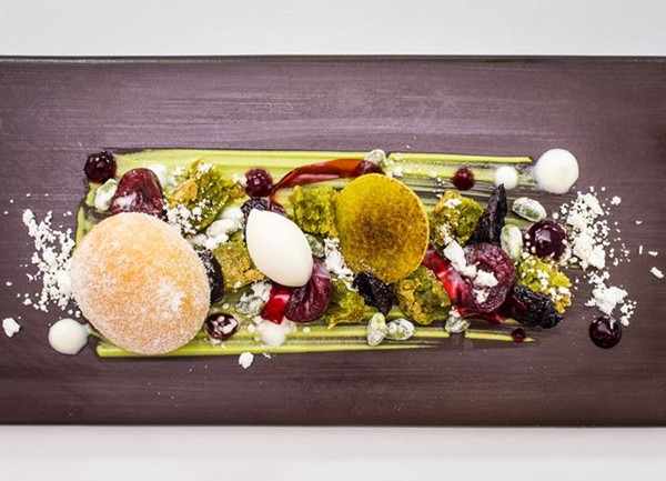 Glazed and semi-dried cherries, pistachio cake, warm doughnut
