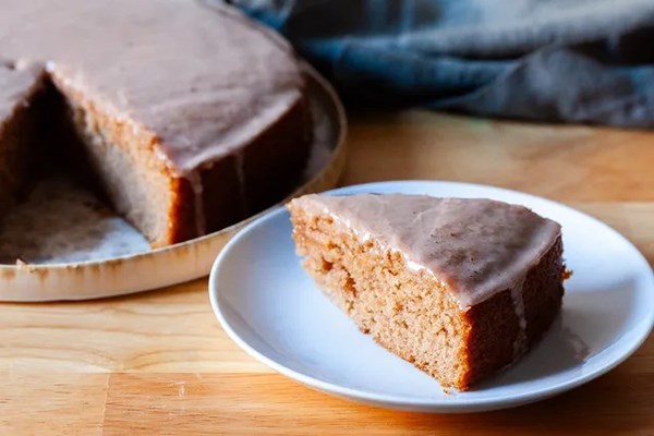 Glazed apple cider doughnut cake