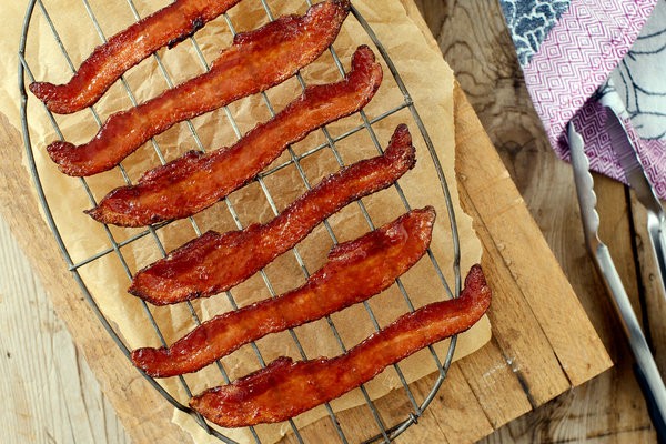 Glazed bacon