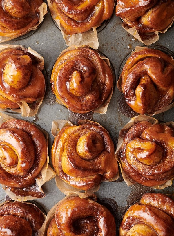 Glazed cardamom buns