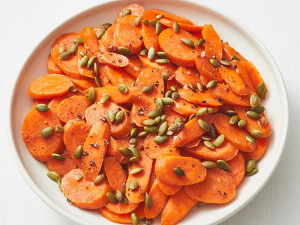 Glazed carrots with pepitas