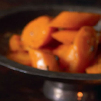 Glazed carrots with thyme