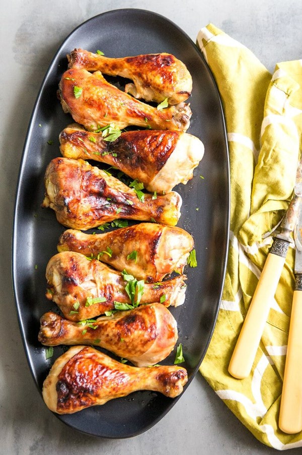 Glazed chicken drumsticks