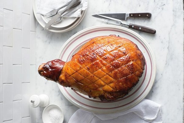 Glazed Christmas ham