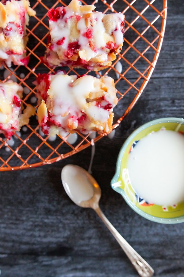 Glazed cranberry almond bars 