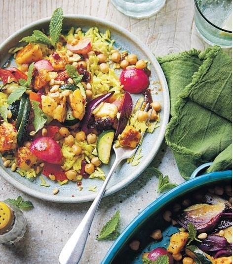 Glazed halloumi, mixed vegetables & chickpeas with pilau rice