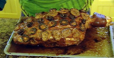 Glazed leg of ham