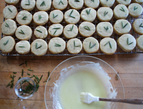 Glazed lemon-rosemary shortbread cookies