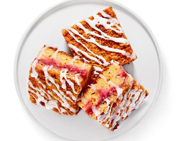 Glazed raspberry crumb cake