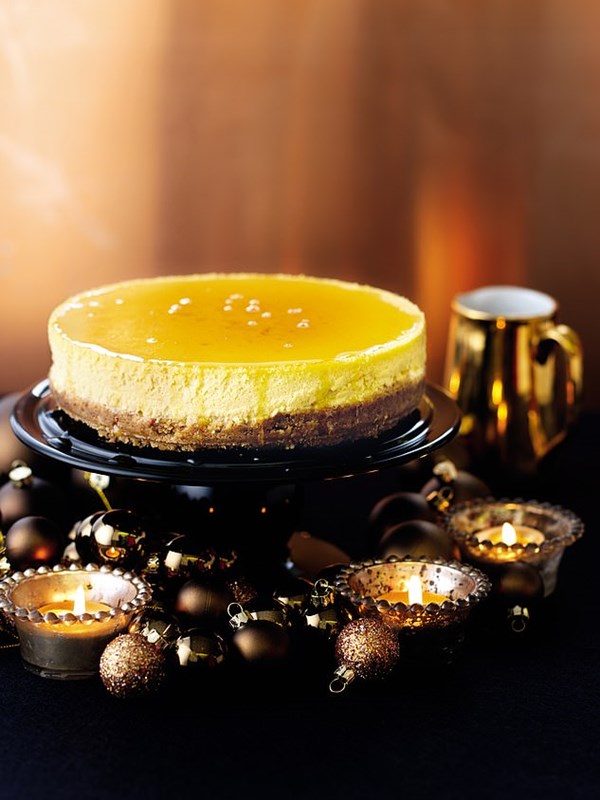 Gleaming maple cheesecake