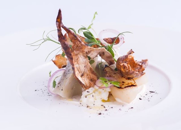 Globe and Jerusalem artichokes, crispy skin, truffle