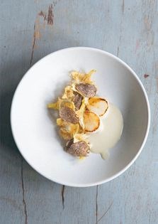 Globe artichoke soup, scallops and truffle