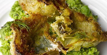 Globe artichokes with crushed broad beans