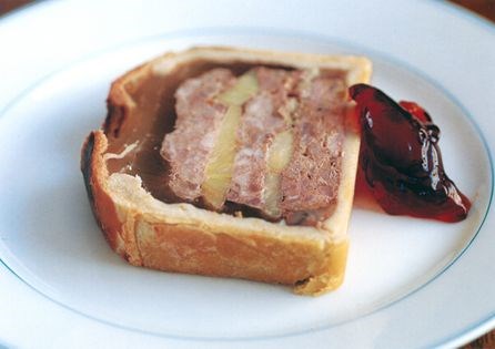 Gloucestershire Old Spot pork and Blenheim orange apple pie